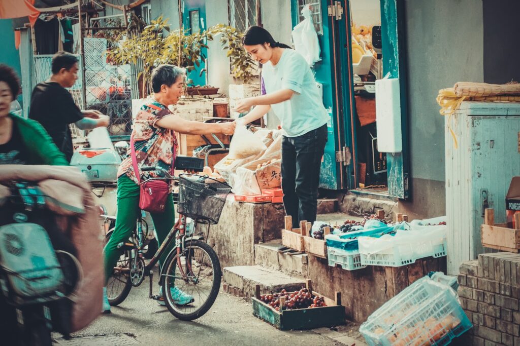 Challenges of Customer Service in Trading Environments